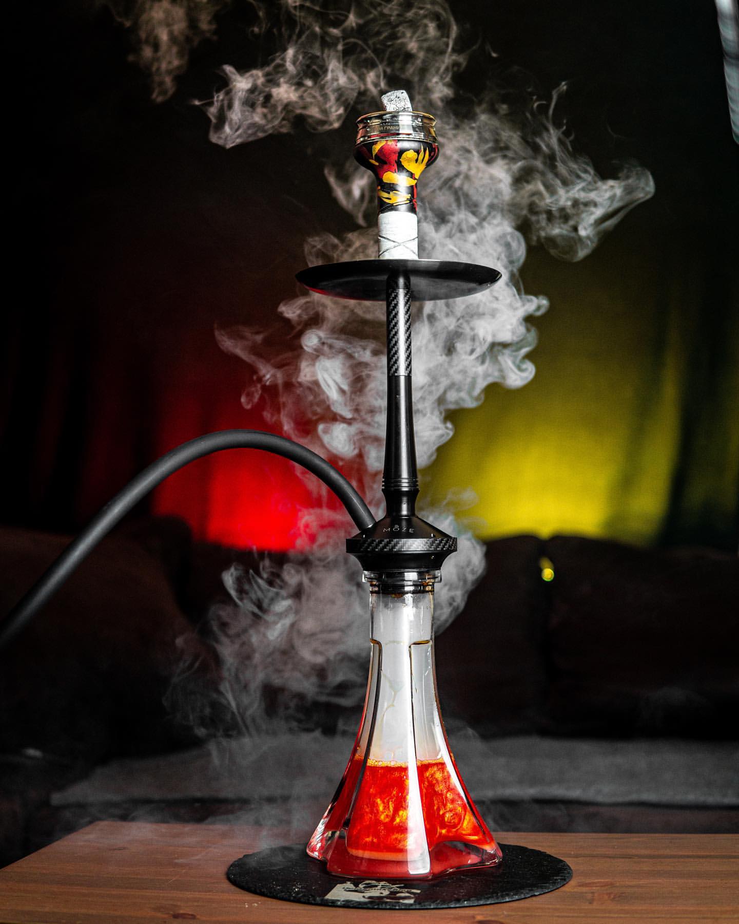 VYRO X MOZE Noir Hookah