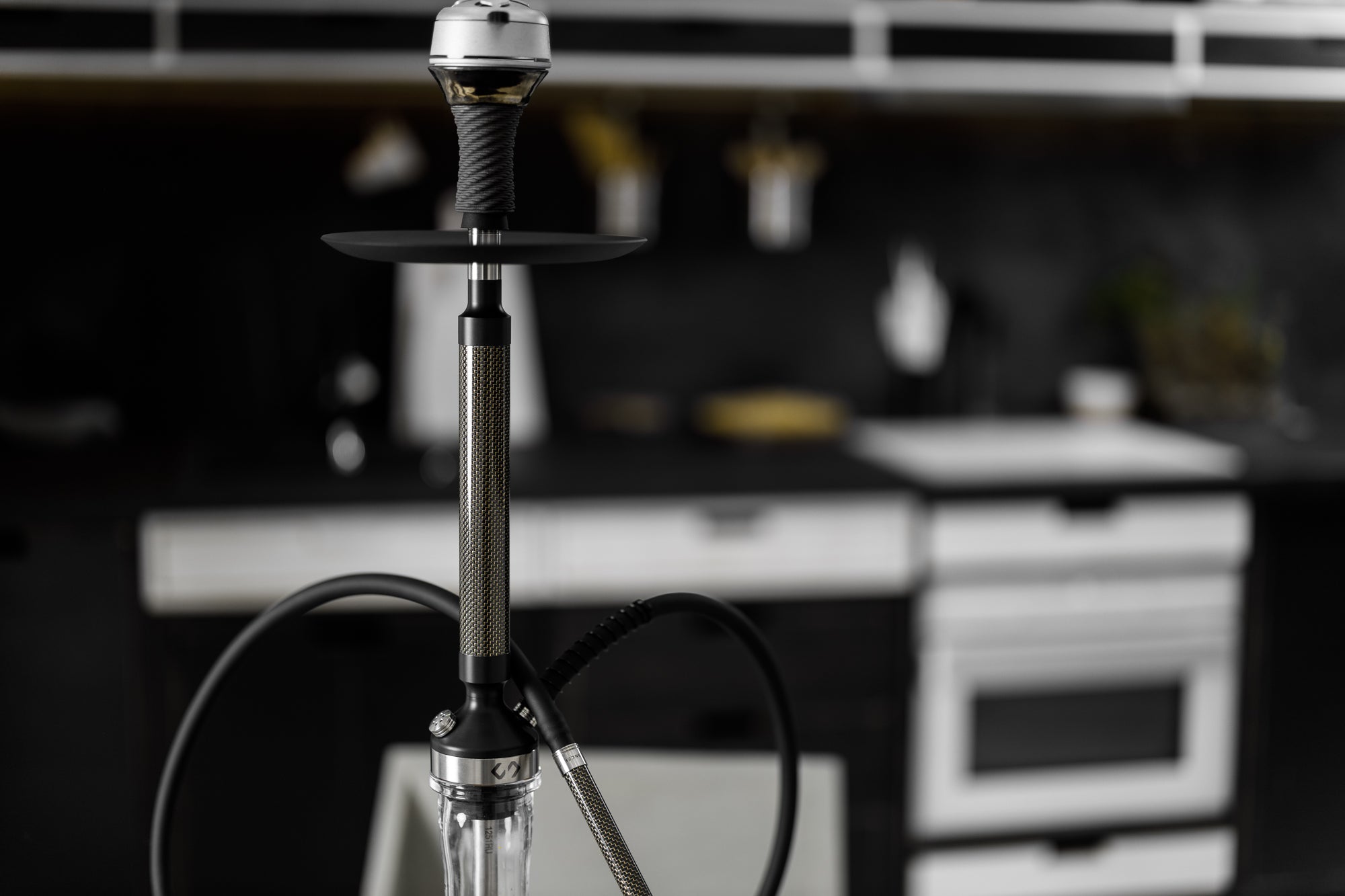 Conceptic Design Carbon Hookah
