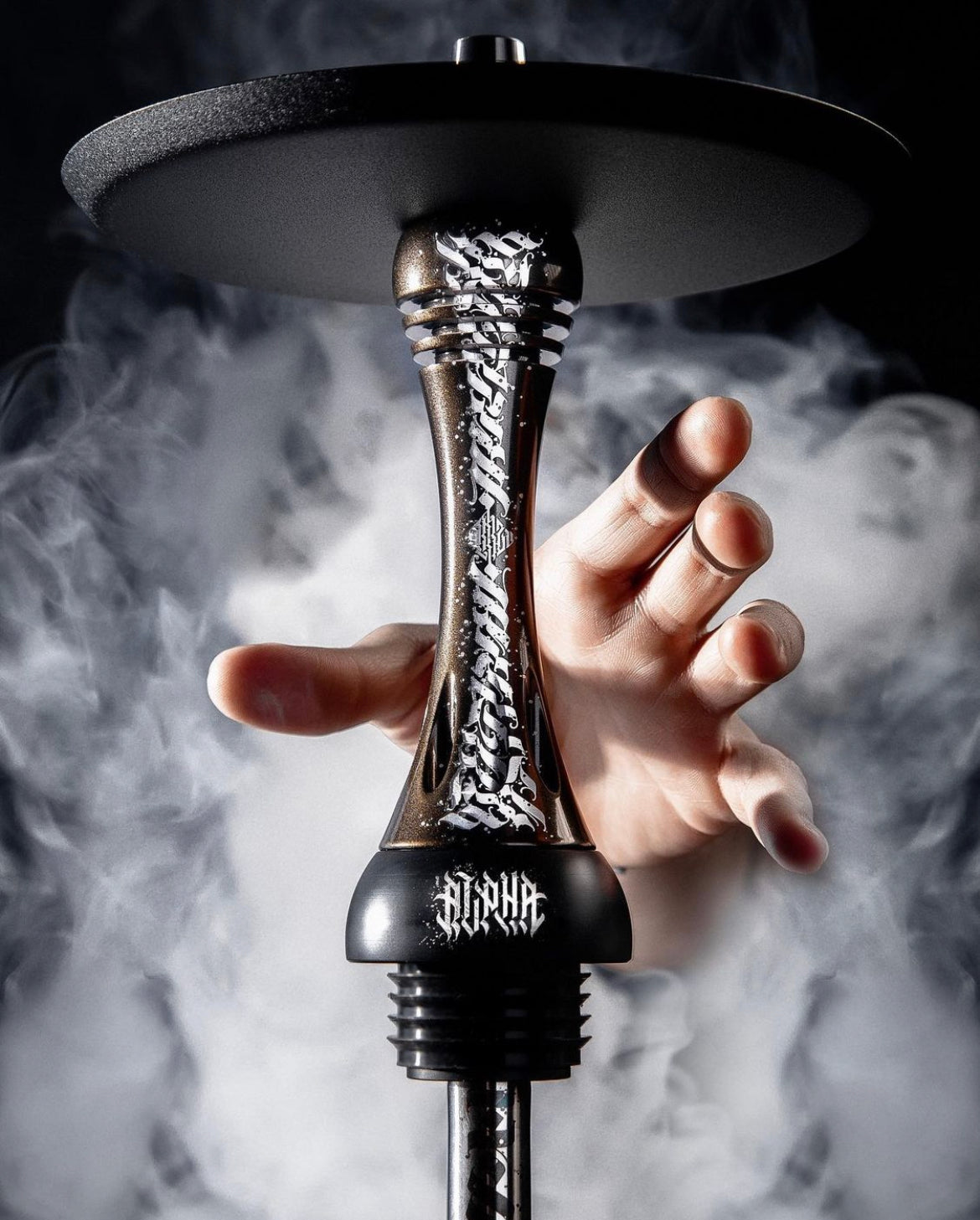 Alpha Model X Artist Hookah