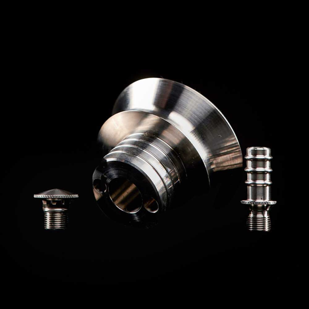 Maklaud X Miss Night Hookah